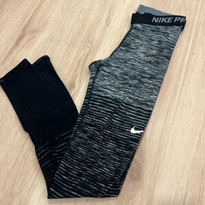 Nike pro winter leggings